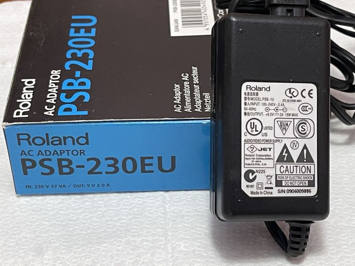 ROLAND PSB-230 EU - Alimentatore effetti a pedale - Imagen2