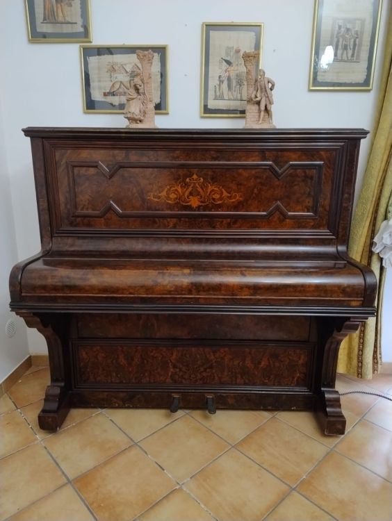 Vendo Pianoforte Verticale - Imagen por defecto