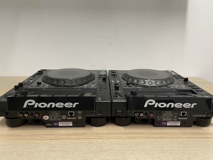 2x Pioneer CDJ-2000 Nexus - Image3