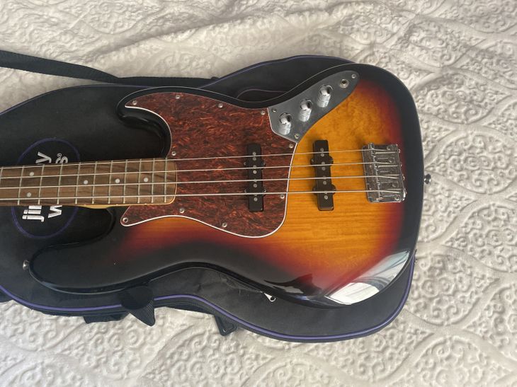 Squier Jazz Bass Fender - Imagen2