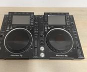 2x Pioneer DJ CDJ-2000 Nexus 2
 - Image