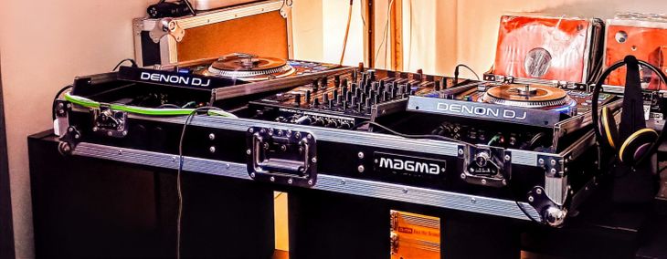 Consolle DJ Player / Mixer Set + Flight case - Immagine2