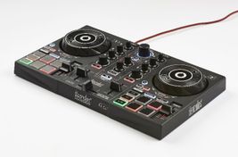 Hercules DJControl Inpulse 200
 - Image