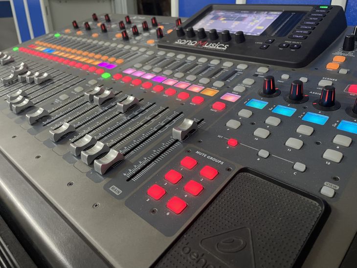 Behringer X32 muy poco uso - Immagine3