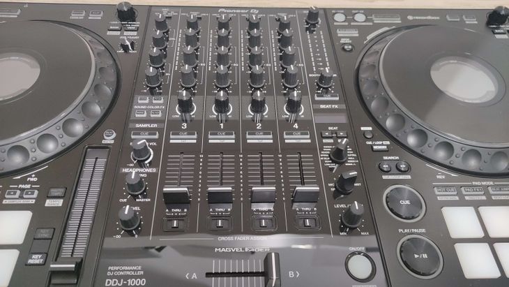 Pioneer DJ DDJ-1000 - Imagen3