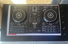 Controller Hercules Impulse 300 di vecchia generazione
 - Immagine