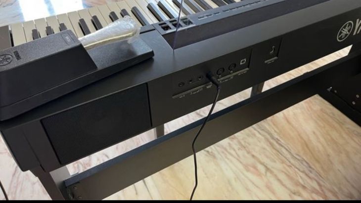 Piano digital yamaha p-255 - Immagine4