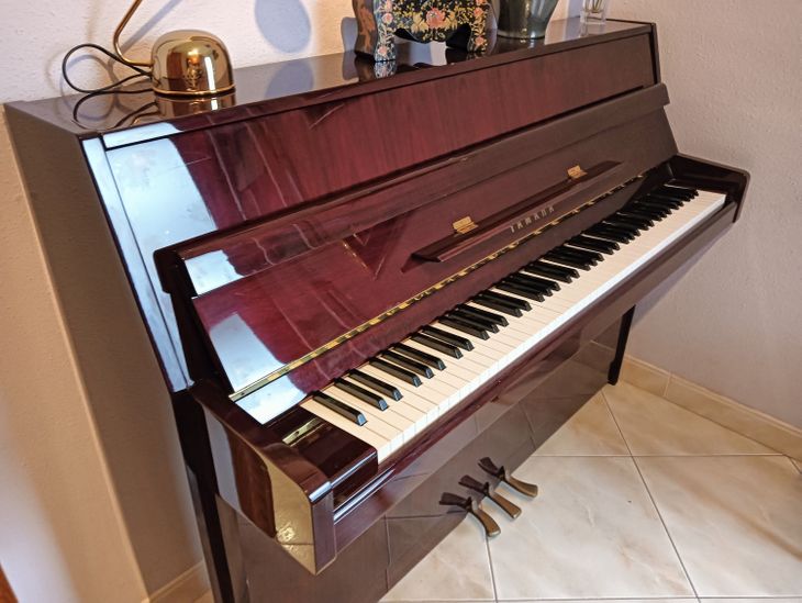 Yamaha on sale m108 piano