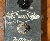 Pédale d'overdrive Fulltone Robin Trower
 - Image