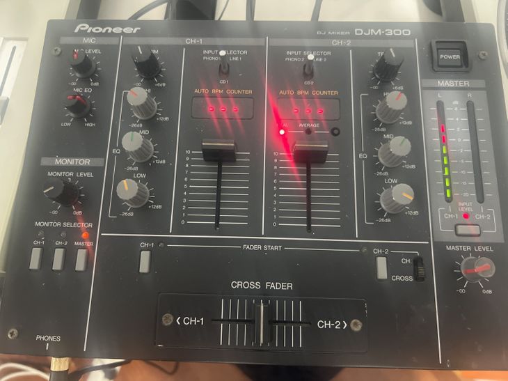 Djm 300 - Imagen por defecto