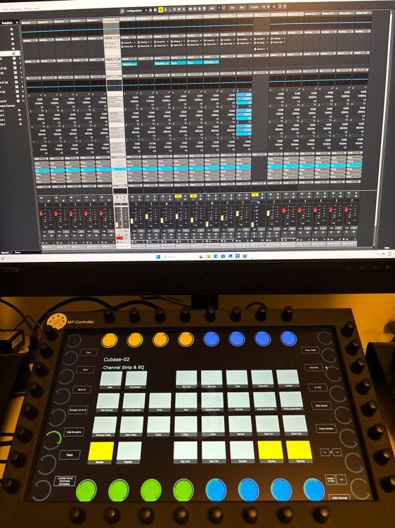 MP MIDI Controller - Imagen2