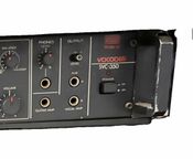 Roland SVC-350 Vocoder als wesentlicher Effekt.
 - Bild