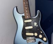 Fender Vintera 60's Stratocaster
 - Image