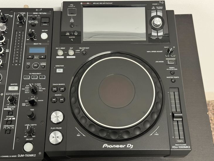 2x Pioneer DJ XDJ-1000 MK2 + Pioneer DJ DJM-750MK2 - Image4