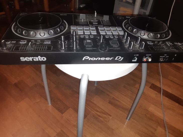 Pioneer Dj Ddj rev1 - Image2