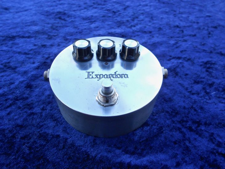 BIXONIC EXPANDORA FIRST SERIES - Guitar pedal - Imagen por defecto