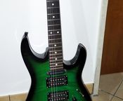 Fernandes The Function – Super-Strat aus Japan
 - Bild