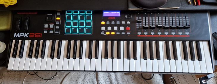 Akai MPK261 - Imagen por defecto