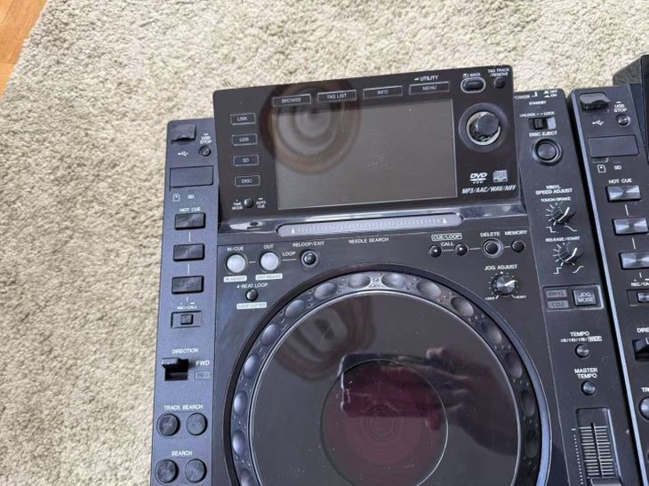 a pair of cdj 2000 - Immagine3