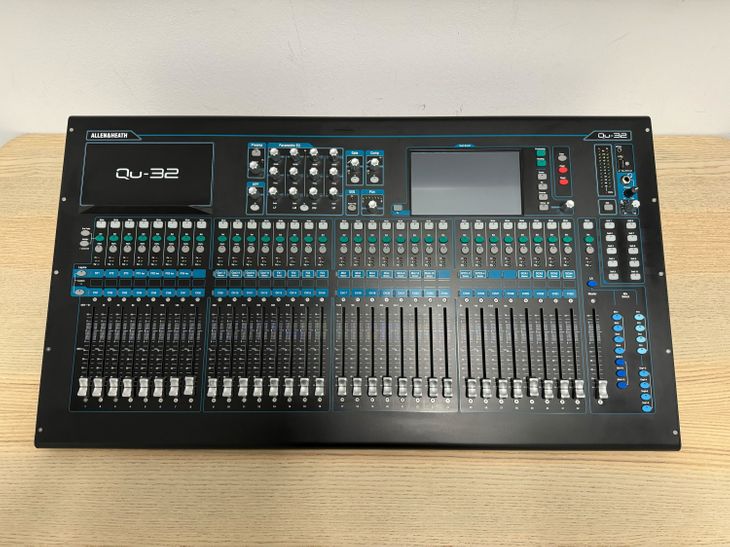 Allen and Heath QU-32 con deckasver - Bild2