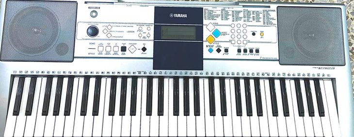 YAMAHA DX7 II D + Yamaha PSR E323 (GRATIS) - Immagine3