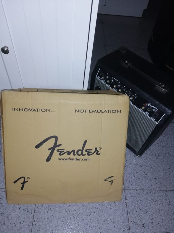Ampli Fender Frontman 15G - Imagen3