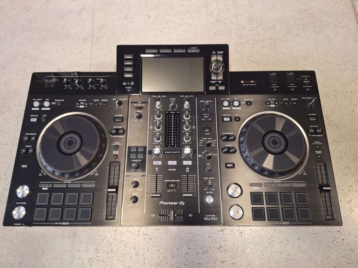 Pioneer DJ XDJ-RX2 + Magma Bag - Imagen por defecto