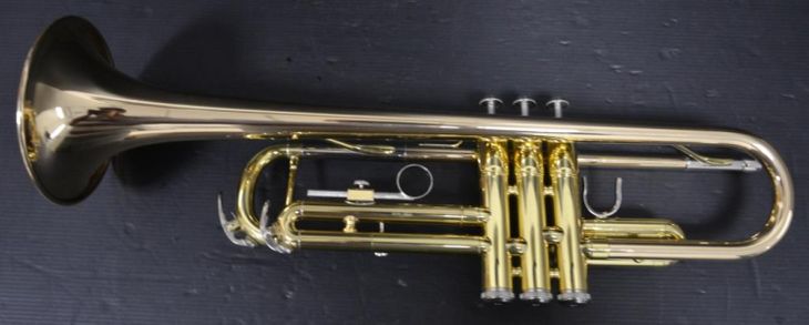 Trompeta Sib Yamaha 4320GE lacada - Imagen2