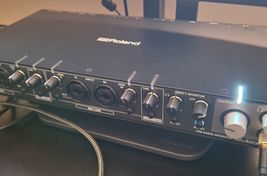 ROLAND RUBIX 44
 - Bild