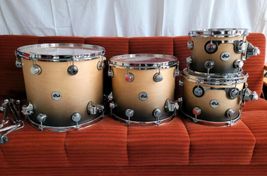 DW Collectors Drum Set 22/10/12/14/16 - Imagen