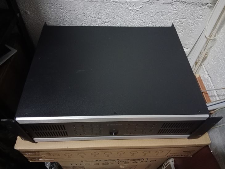 Amplificador Profesional de 8 canales - Immagine5