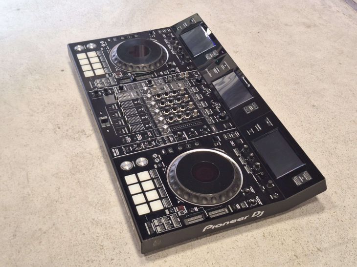 Pioneer DJ DDJ-RZX - Imagen3
