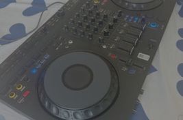 PIONEER DDJ GRV6
 - Bild