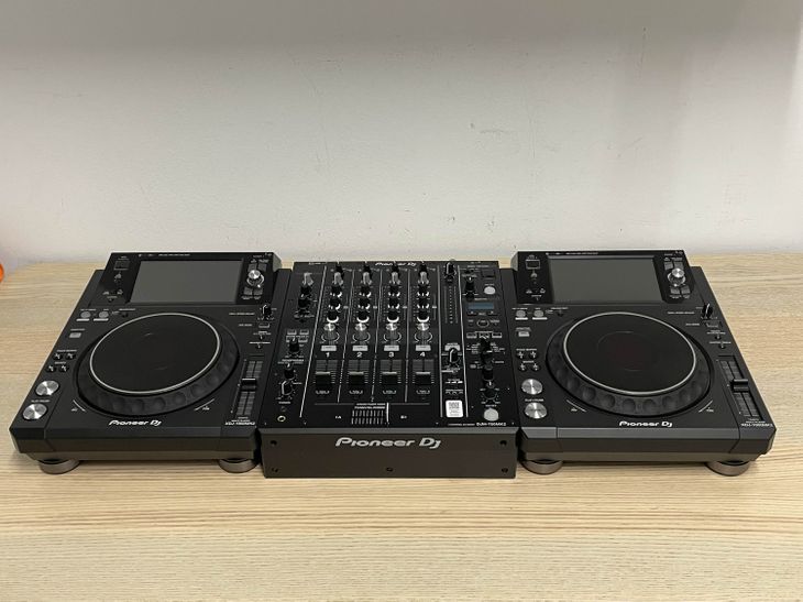 2x Pioneer DJ XDJ-1000MK2 1x DJM-750MK2 - Imagen por defecto