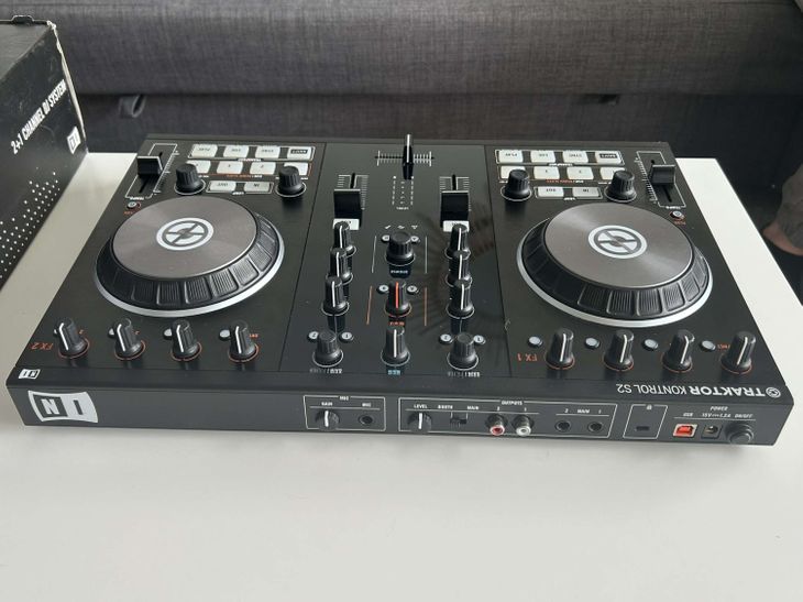 Traktor control s2 mk2 + licence - Immagine4