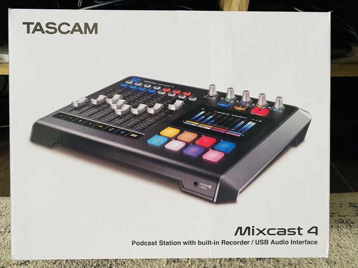 TASCAM MIXCAST 4 - Bild4