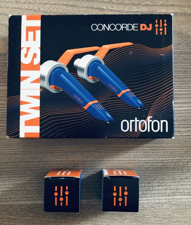 ORTOFON CONCORDE DJ TWIN SET + 02  AGUJAS MKII DJ - Imagen por defecto