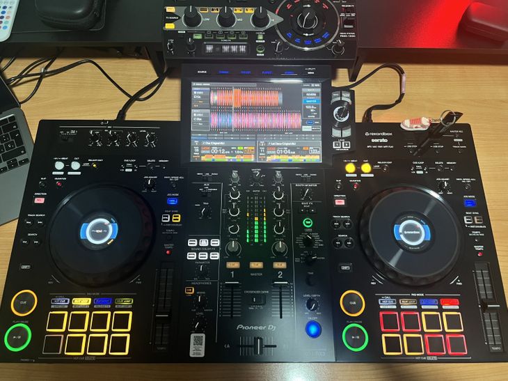 Pioneer XDJ-RX3 - Imagen6