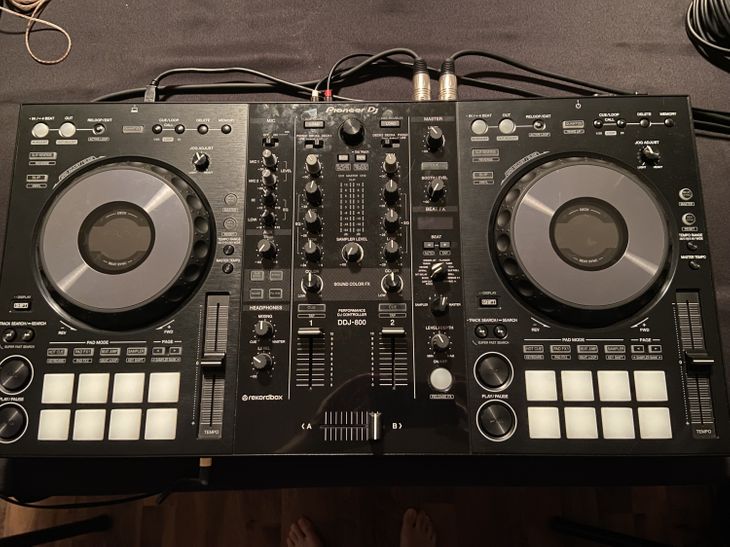 Pioneer DDJ-800 - Immagine2