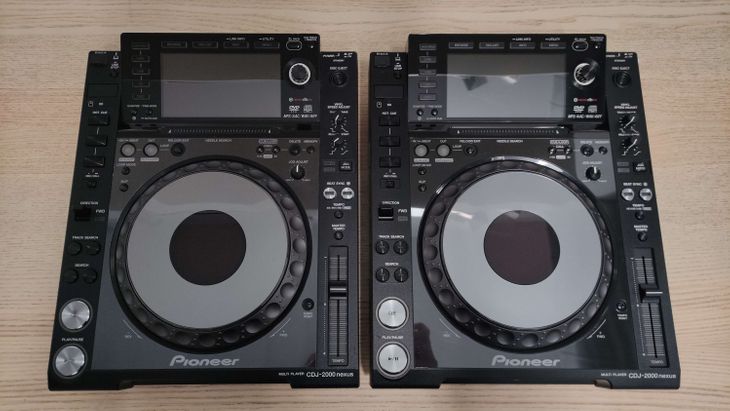 2x Pioneer DJ CDJ-2000 Nexus - Imagen por defecto