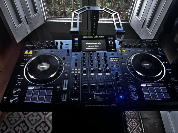 Pioneer XDJ-XZ - Bild3