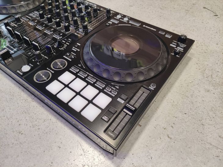 Pioneer DJ DDJ-1000 + Decksaver - Imagen4