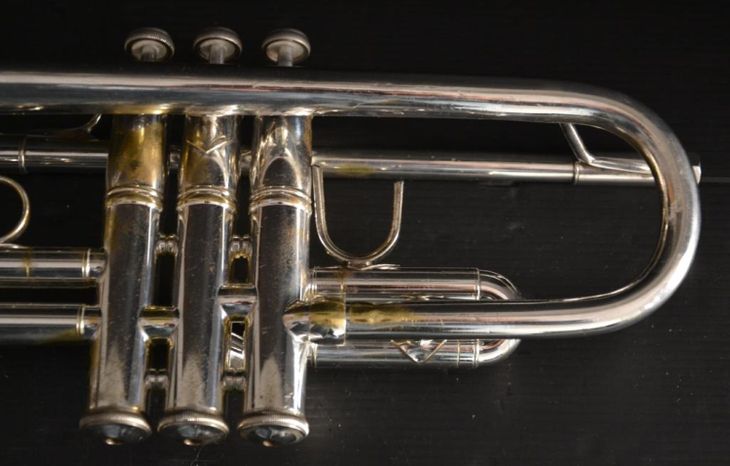 Trompeta Bach Stradivarius pabellón 43* Corp. - Imagen6
