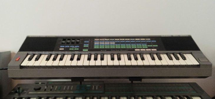 Casio SK-200 Lo-Fi Sampling Keyboard (Rare) - Immagine2