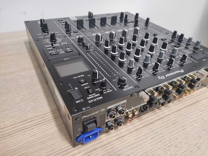 Pioneer DJ DJM-A9 - Bild4