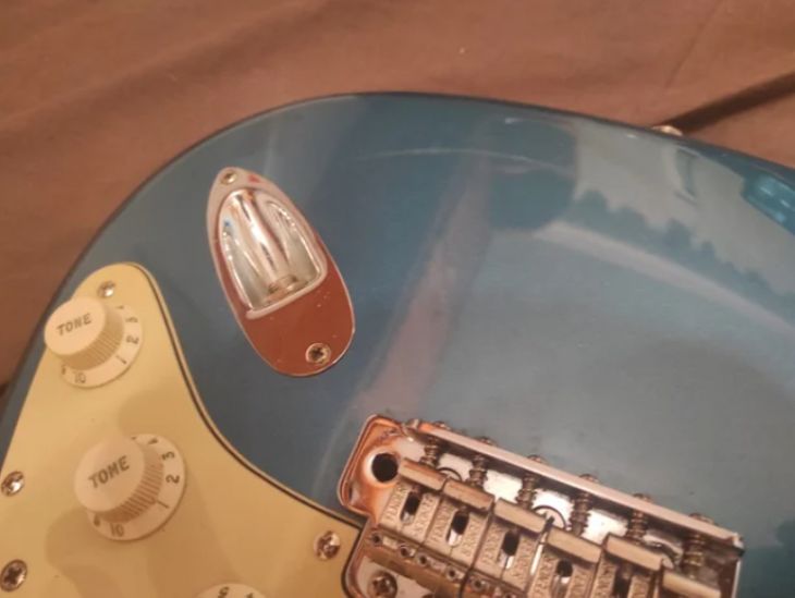 Fender Stratocaster Classic 60's - Imagen2