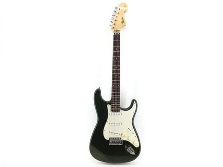Fender Stratocaster Sherwood Green Metallic - Image principale de l'annonce