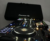 Pioneer XDJ XZ - Imagen