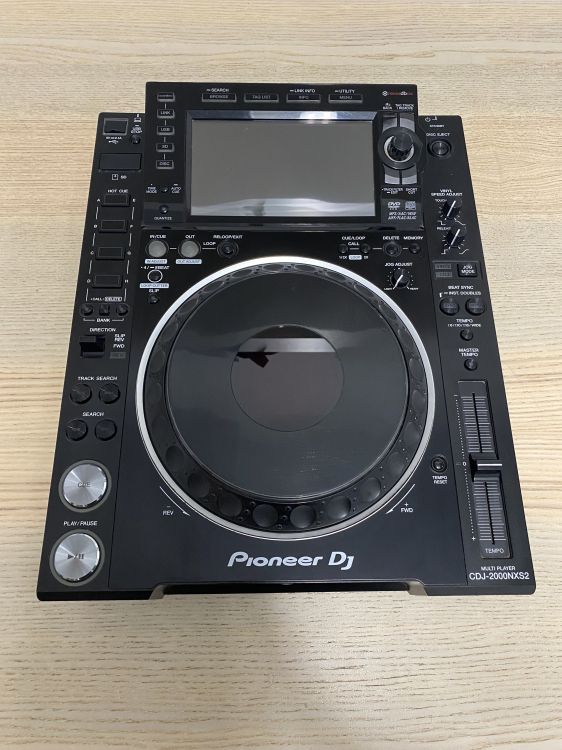 2x Pioneer DJ CDJ-2000 Nexus 2 con flightcases - Immagine3