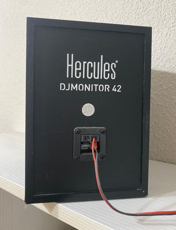 Altavoces Hércules DJ Monitor 42 - Imagen3